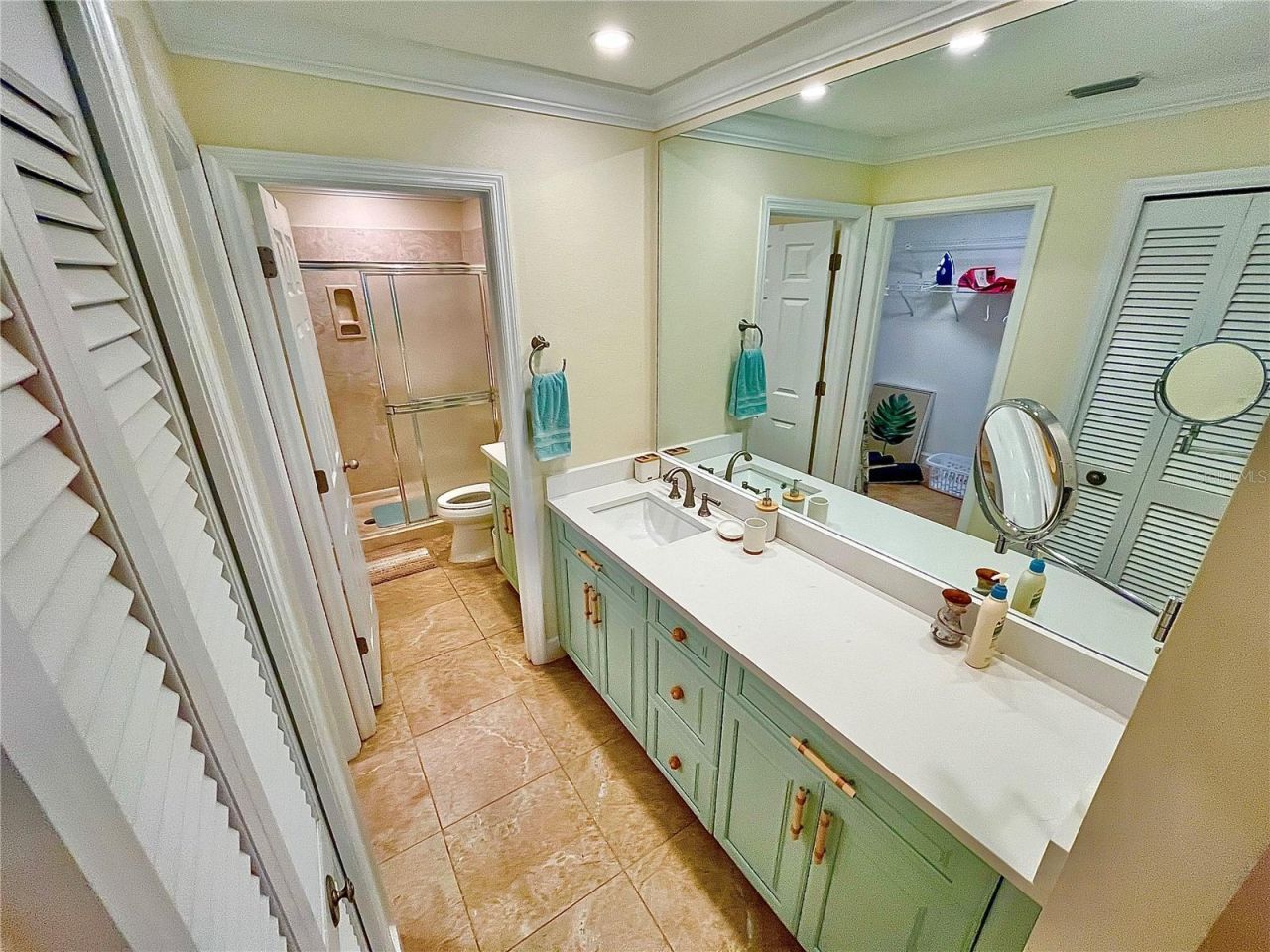 4005 Oakley Greene , Unit 19, Sarasota, FL 34235 Photo