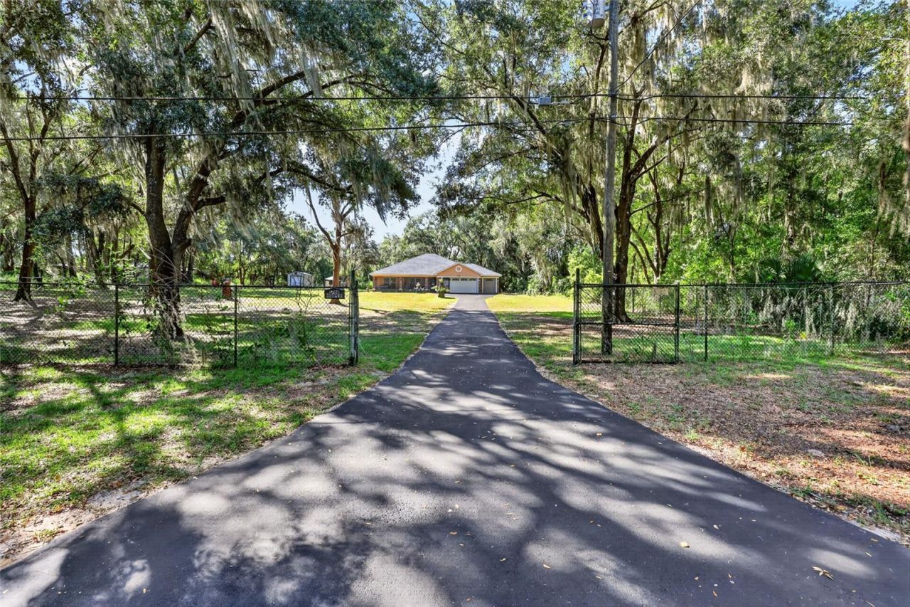 5788 W Riverbend Road, Dunnellon, FL 34433 Photo