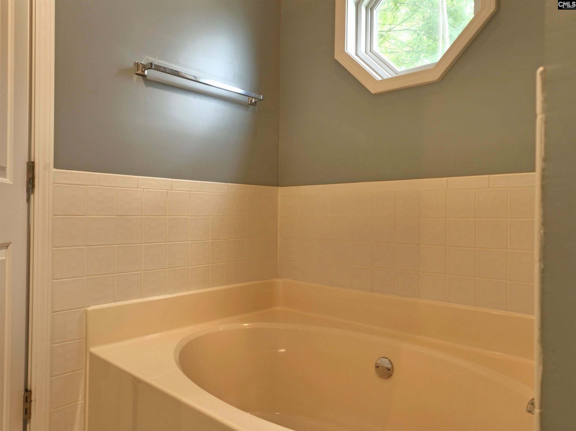 500 Whispering Winds Drive Photo 22