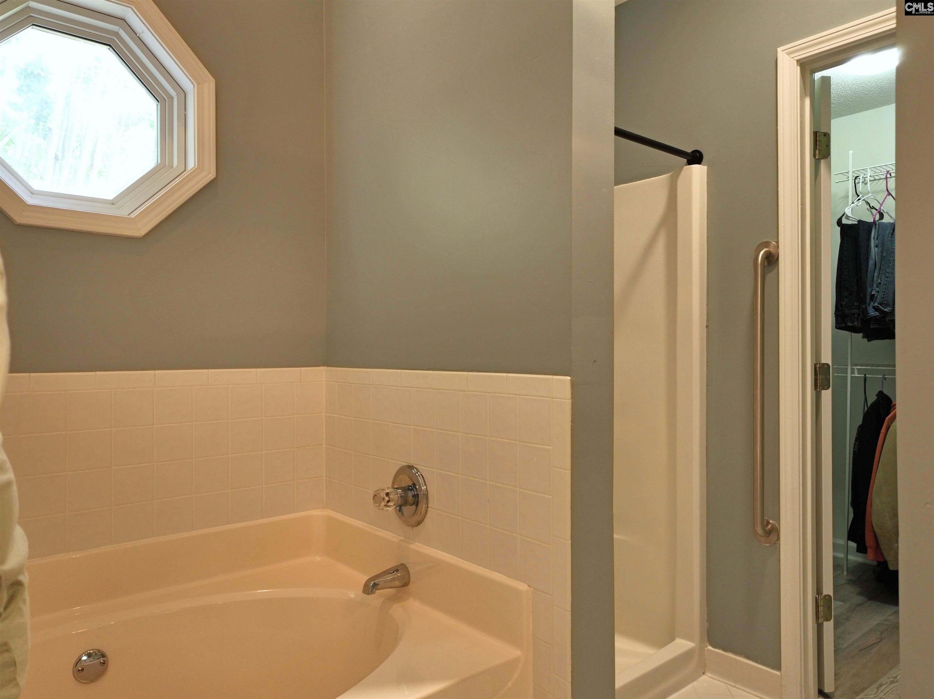 500 Whispering Winds Drive Photo 23