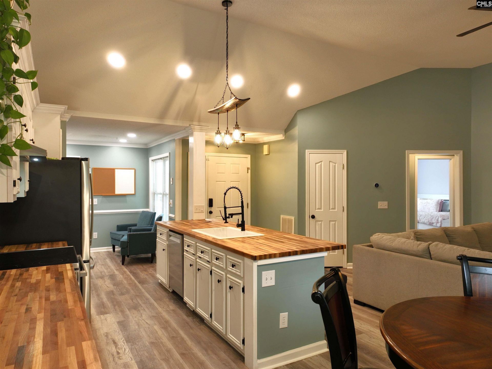 500 Whispering Winds Drive Photo 7