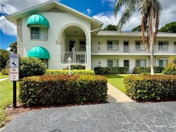 281 Gabriel CIR , Unit 6, NAPLES, FL 34104