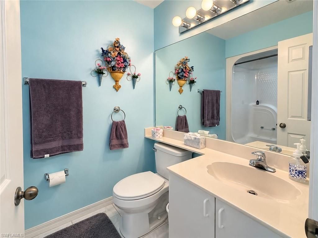 281 Gabriel Cir, Unit 6, Naples, FL 34104 Photo