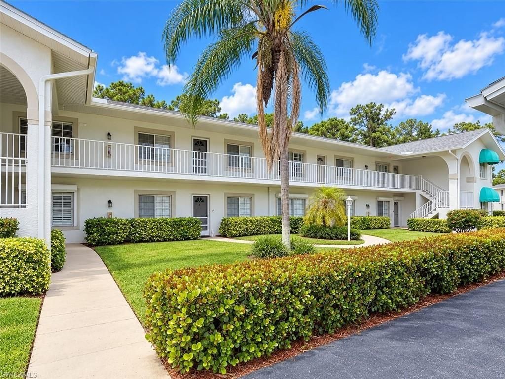 281 Gabriel Cir, Unit 6, Naples, FL 34104 Photo