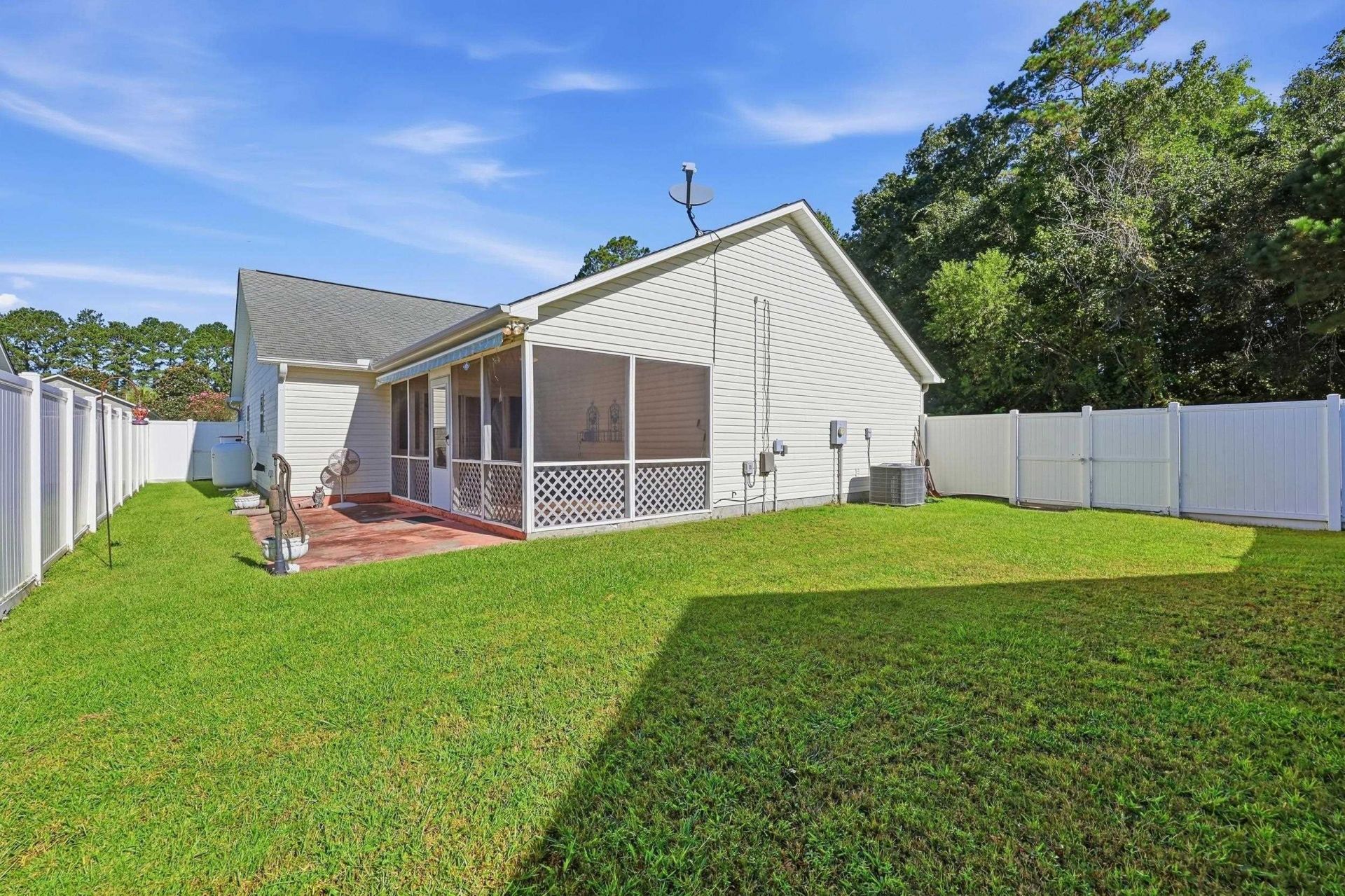301 Sean River Rd. Photo 27