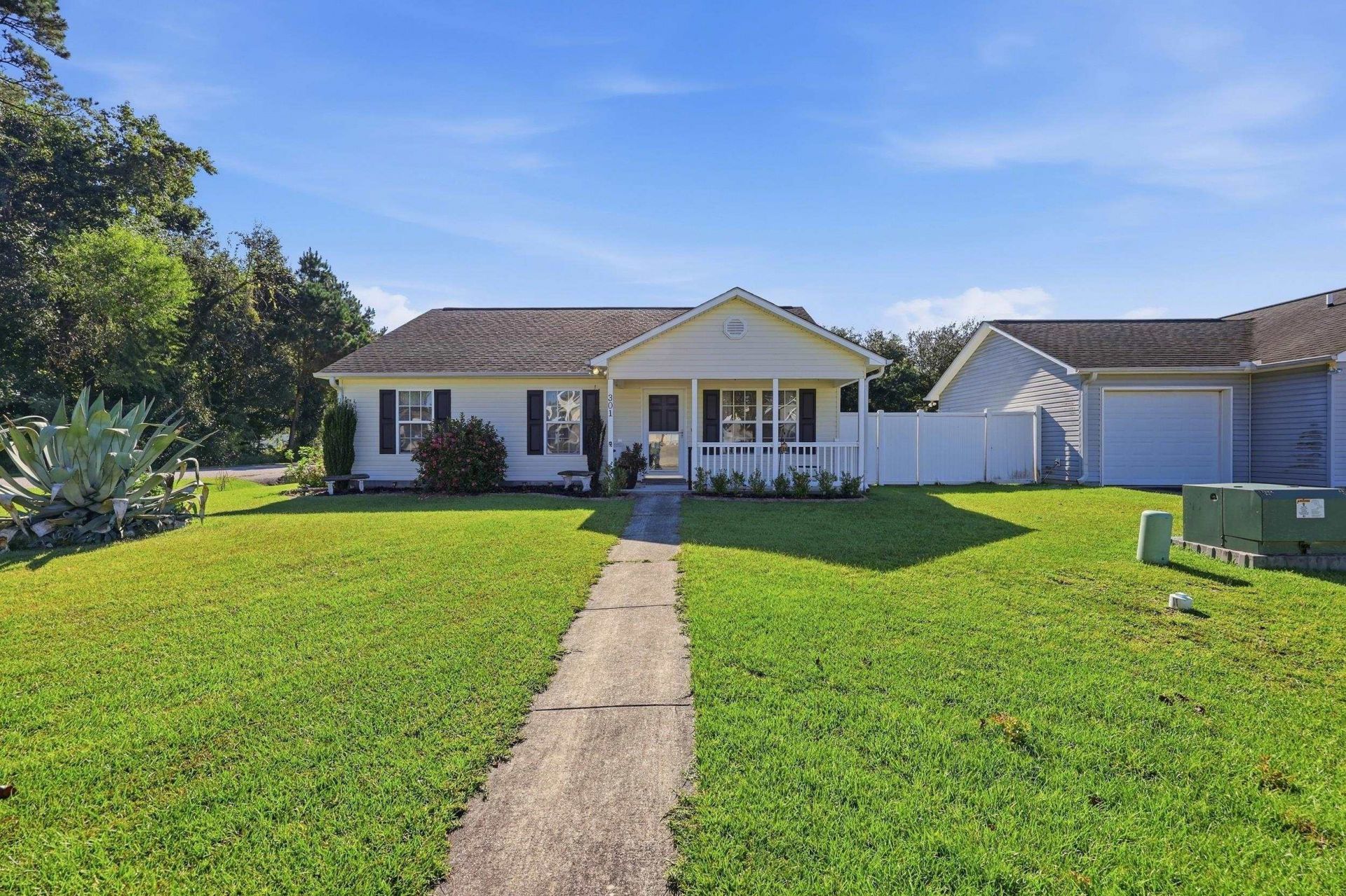 301 Sean River Rd. Photo 38
