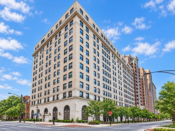 2100 N Lincoln Park West , Unit 4DN, Chicago, IL 60614