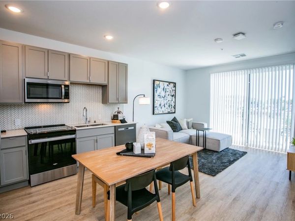 4480 Meadows Lane , Unit 209, Las Vegas, NV 89107
