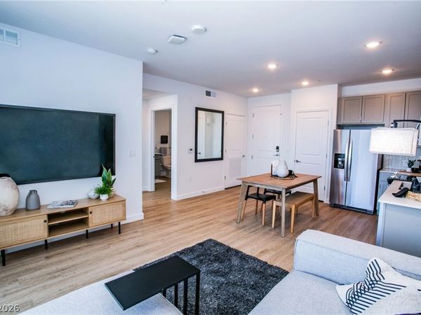 4480 Meadows Lane , Unit 485, Las Vegas, NV 89107