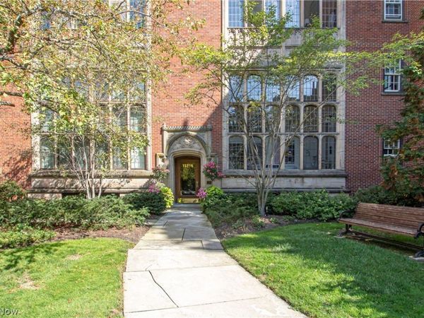 13715 Shaker Boulevard , Unit 1B, Cleveland, OH 44120