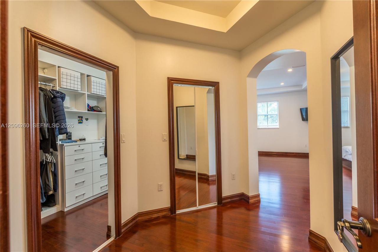 11530 NW 82nd Ter , Doral, FL 33178 Photo