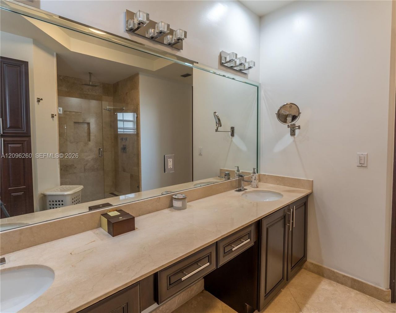 11530 NW 82nd Ter , Doral, FL 33178 Photo