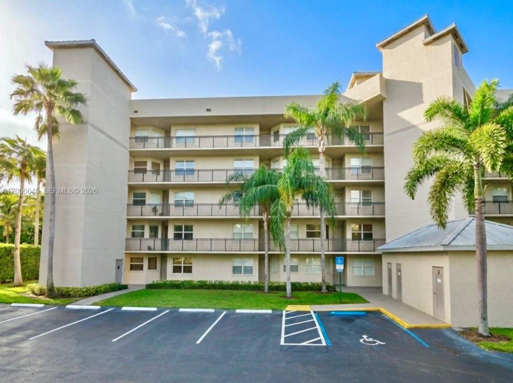26 Royal Palm Way, Unit 304, Boca Raton, FL 33432 Photo