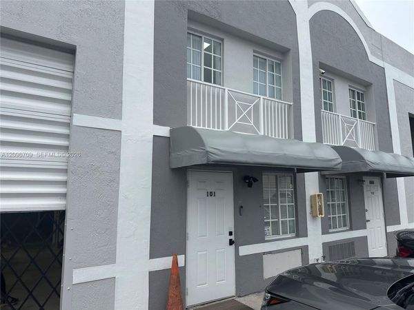 10680 NW 123rd St Rd , Unit 101, Medley, FL 33178