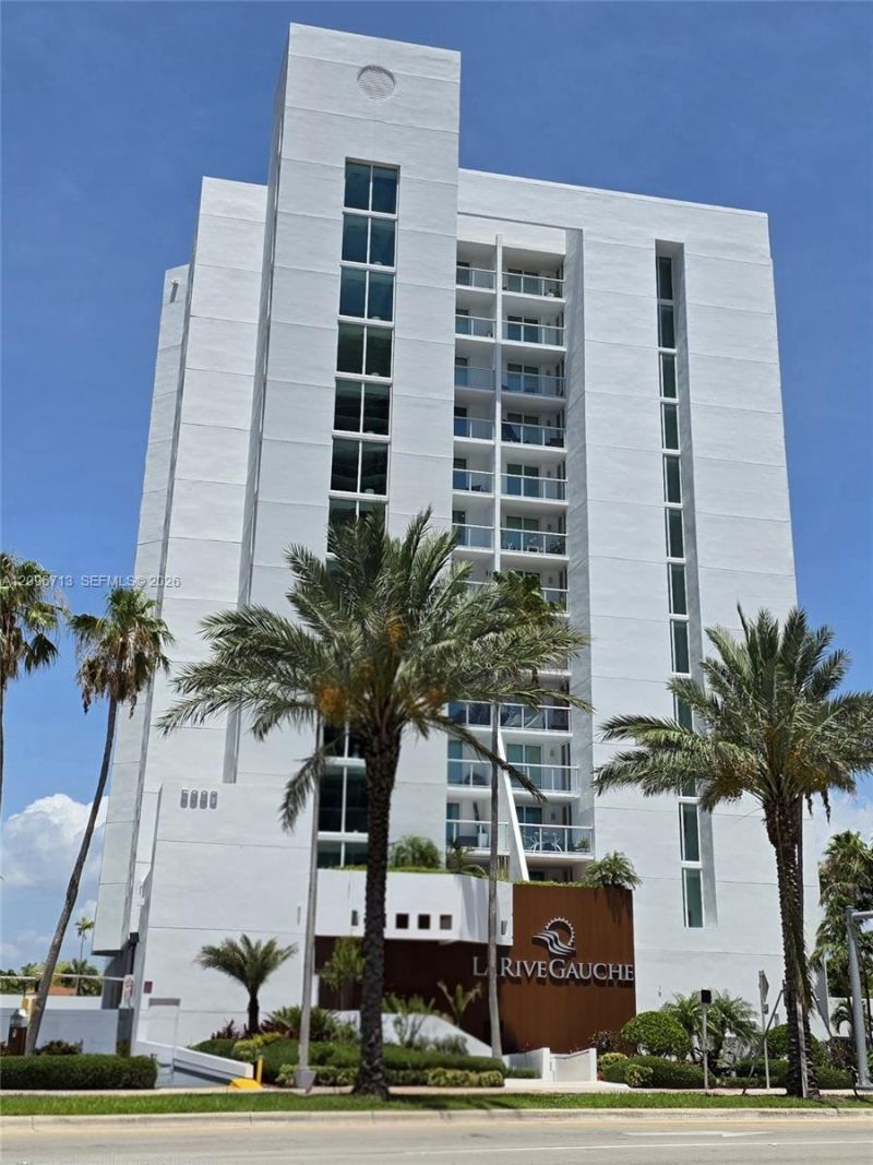 5880 Collins Ave, Unit 1105, Miami Beach, FL 33140 Main Photo