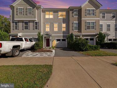 1512 HUDGINS FARM CIRCLE, FREDERICKSBURG, VA 22408