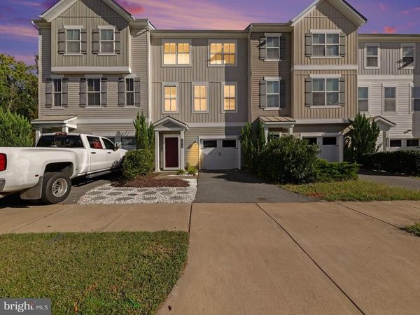 1512 HUDGINS FARM CIRCLE, FREDERICKSBURG, VA 22408