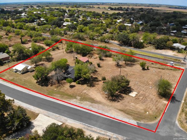 225/255/285 SAN ANTONIO AVE, Leming, TX 78064