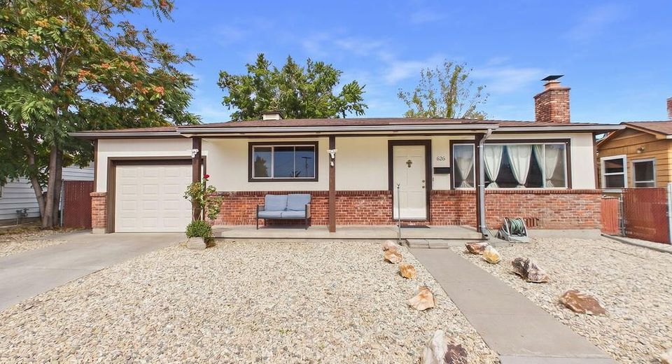 626 Prater Way, Sparks, NV 89431 Photo
