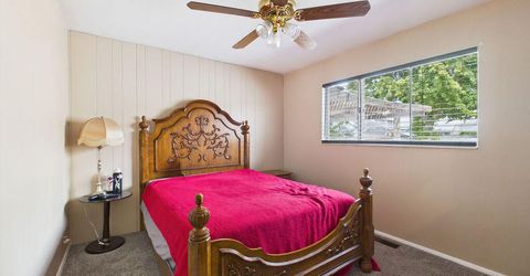 626 Prater Way, Sparks, NV 89431 Photo