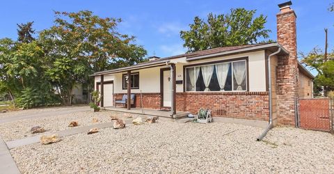 626 Prater Way, Sparks, NV 89431 Photo