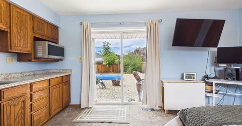626 Prater Way, Sparks, NV 89431 Photo