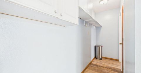 626 Prater Way, Sparks, NV 89431 Photo