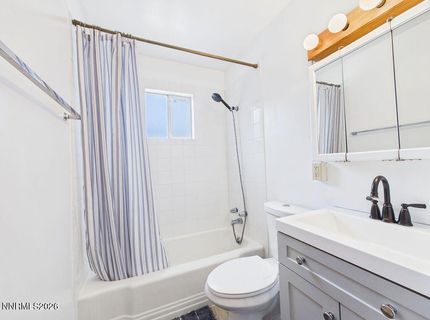 626 Prater Way, Sparks, NV 89431 Photo