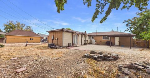 626 Prater Way, Sparks, NV 89431 Photo