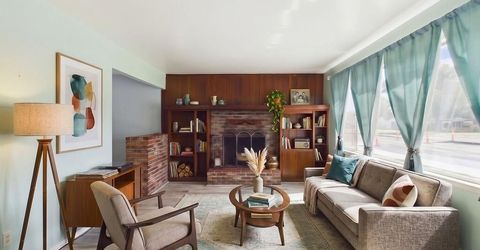 626 Prater Way, Sparks, NV 89431 Photo