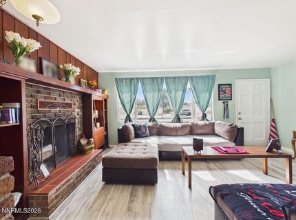 626 Prater Way, Sparks, NV 89431 Photo