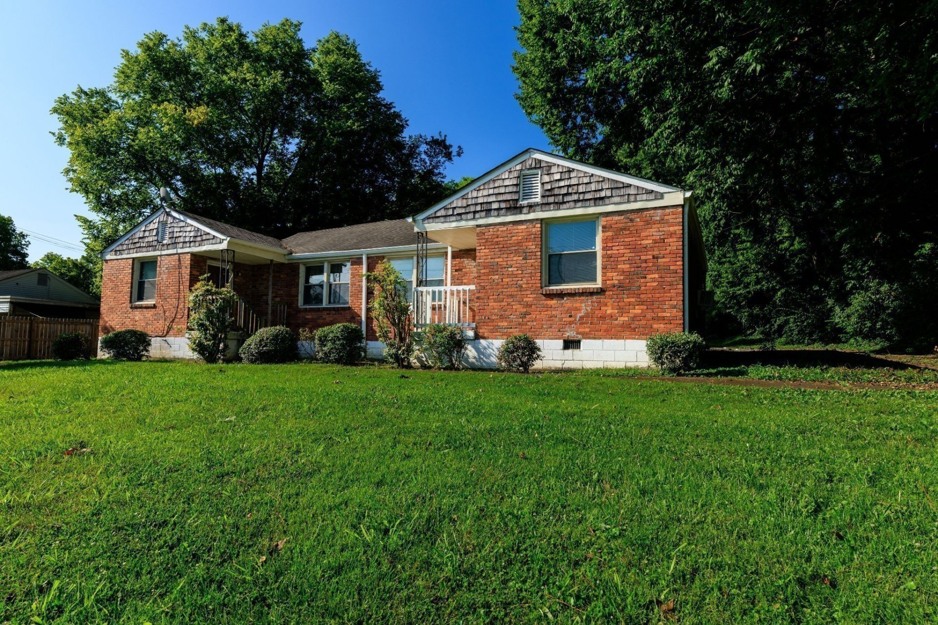 410b Ewing Dr, Nashville, TN 37207 Main Photo