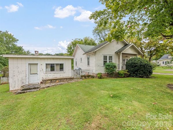 102 W Marshall Street , Waynesville, NC 28786