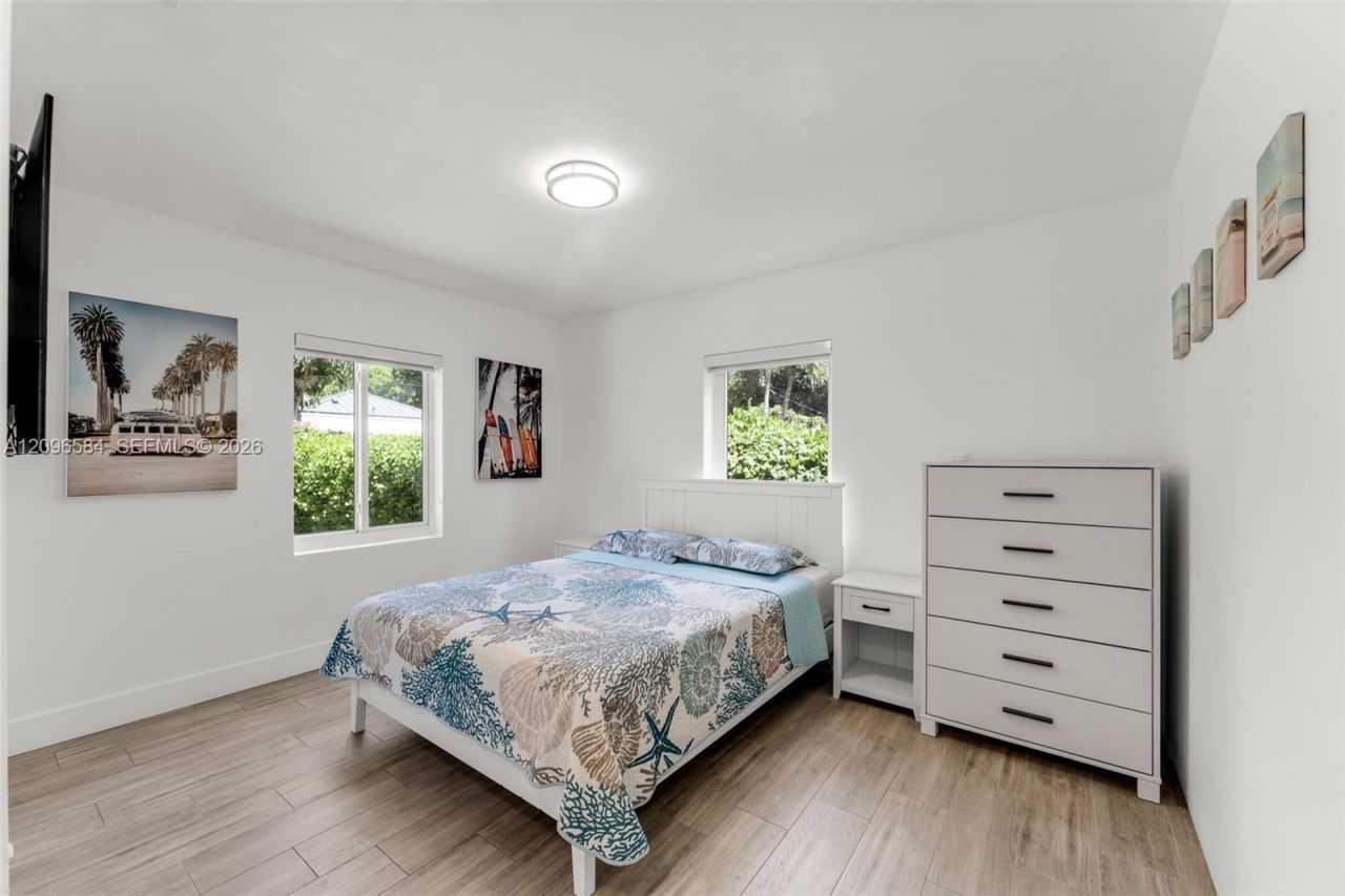 125 NW 100th Ter, Miami Shores, FL 33150 Photo