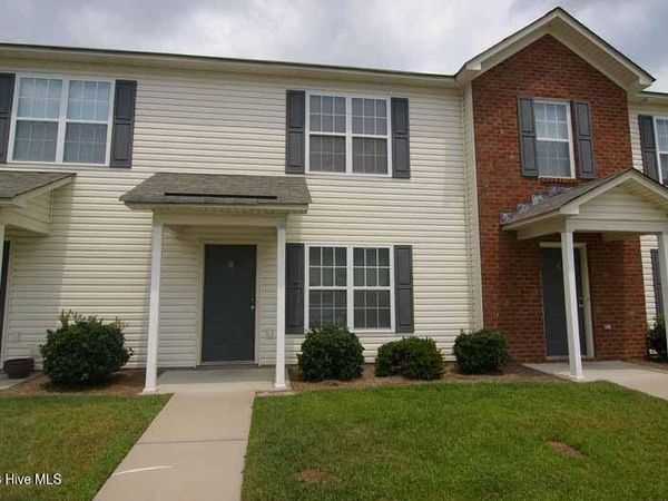 4230 Dudleys Grant Drive , Unit B, Winterville, NC 28590