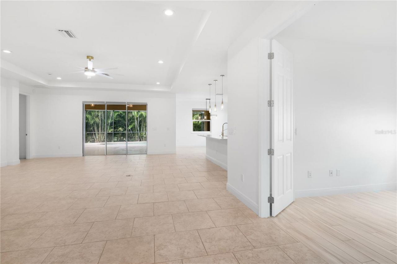 5790 Rock Dove Drive, Sarasota, FL 34241 Photo