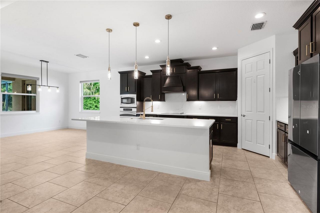 5790 Rock Dove Drive, Sarasota, FL 34241 Photo
