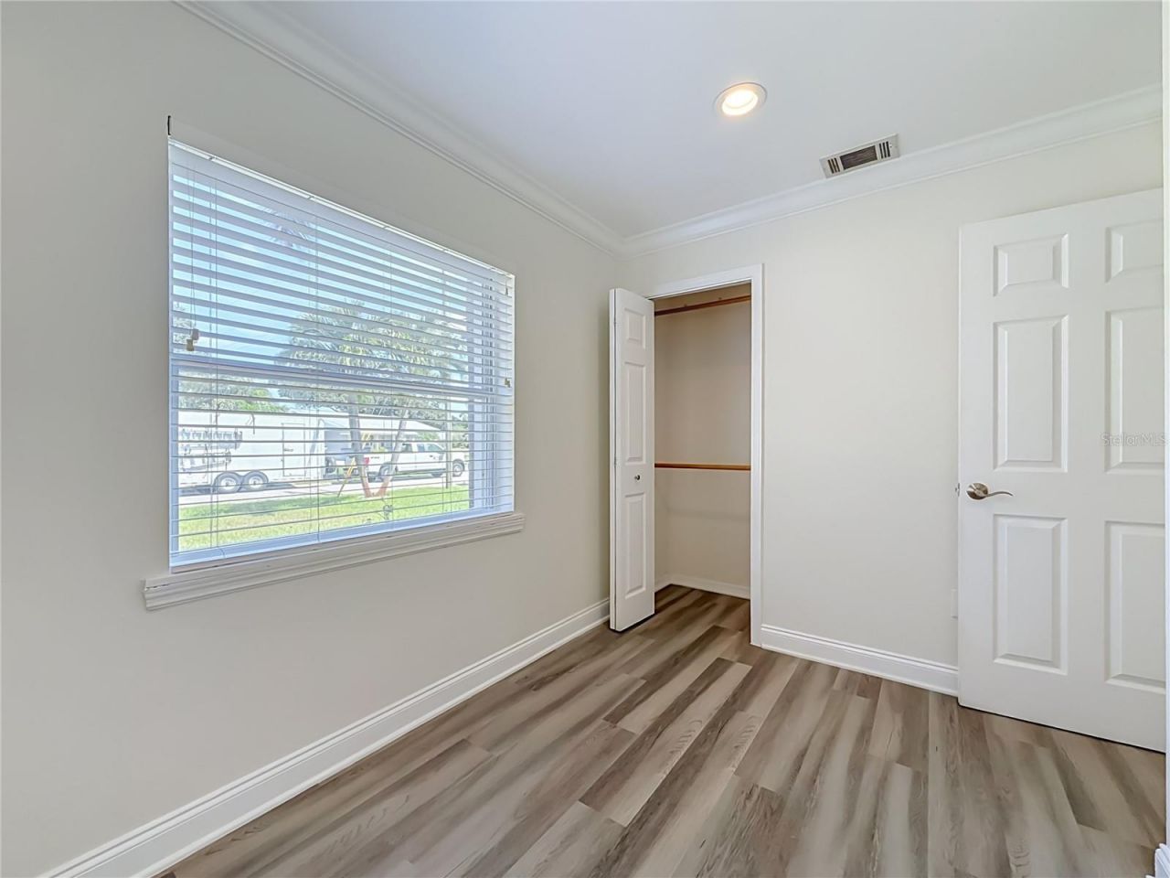 6414 24th Avenue N, Saint Petersburg, FL 33710 Photo