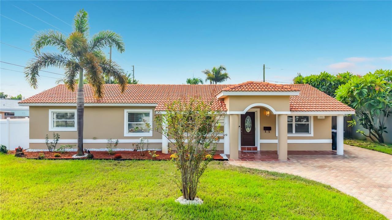6414 24th Avenue N, Saint Petersburg, FL 33710 Photo