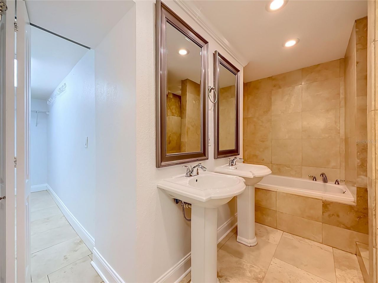 6414 24th Avenue N, Saint Petersburg, FL 33710 Photo