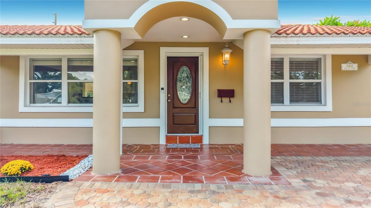 6414 24th Avenue N, Saint Petersburg, FL 33710 Photo
