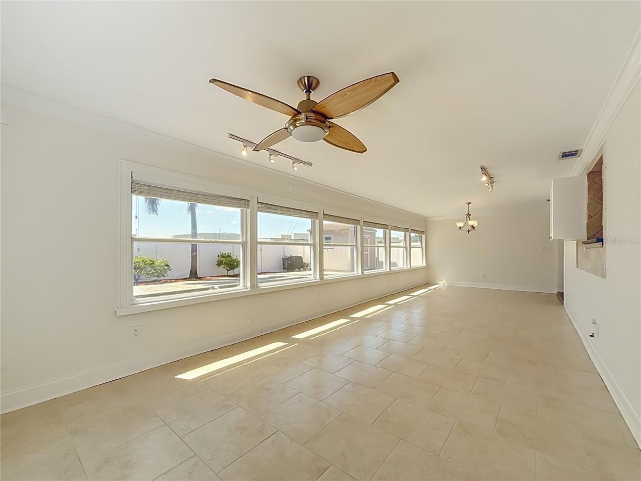 6414 24th Avenue N, Saint Petersburg, FL 33710 Photo