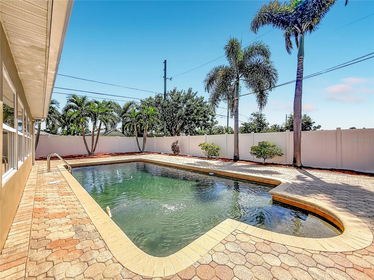 6414 24th Avenue N, Saint Petersburg, FL 33710 Photo