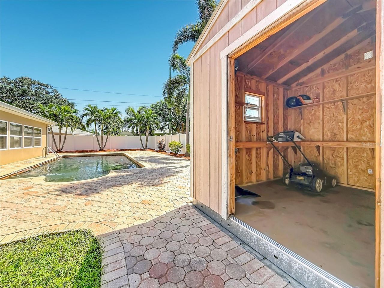 6414 24th Avenue N, Saint Petersburg, FL 33710 Photo
