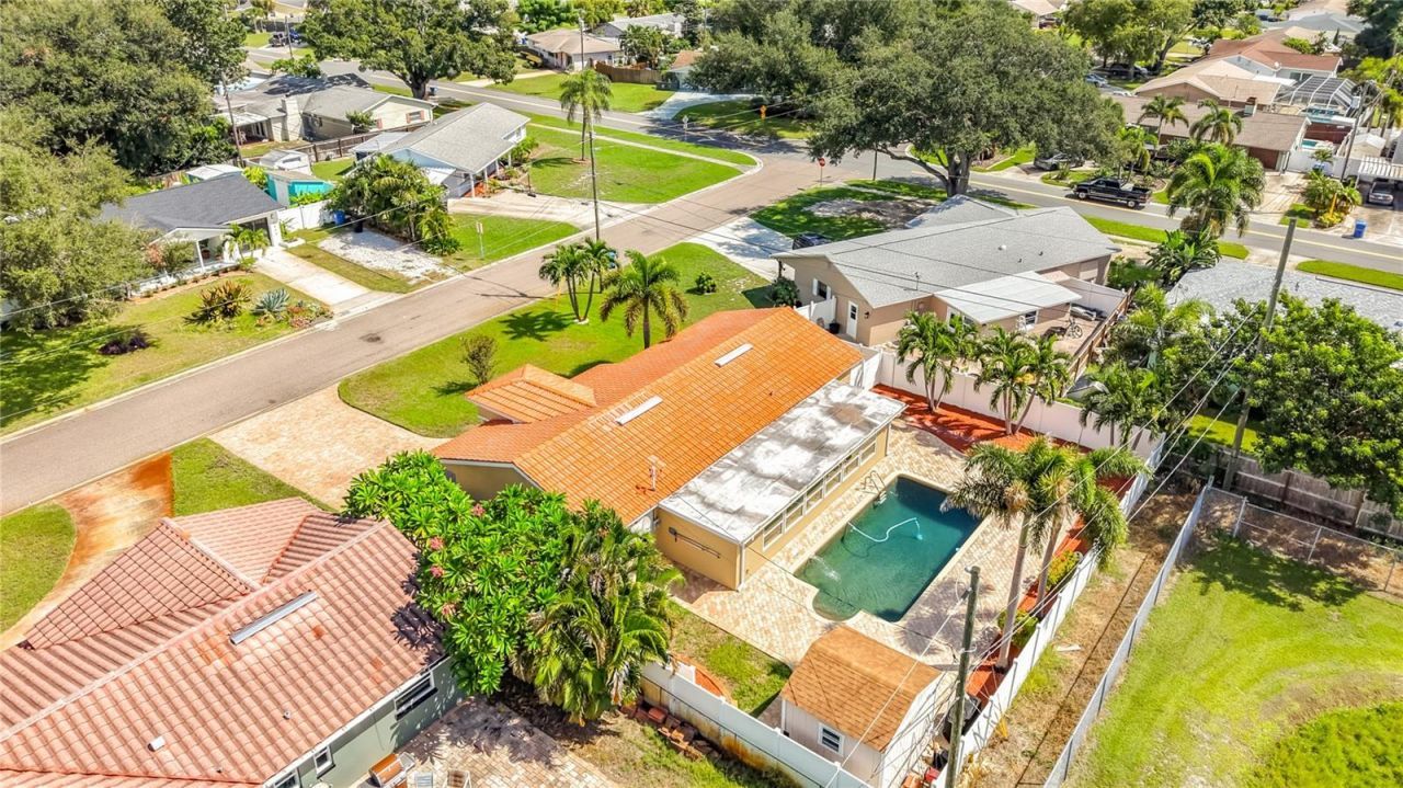 6414 24th Avenue N, Saint Petersburg, FL 33710 Photo