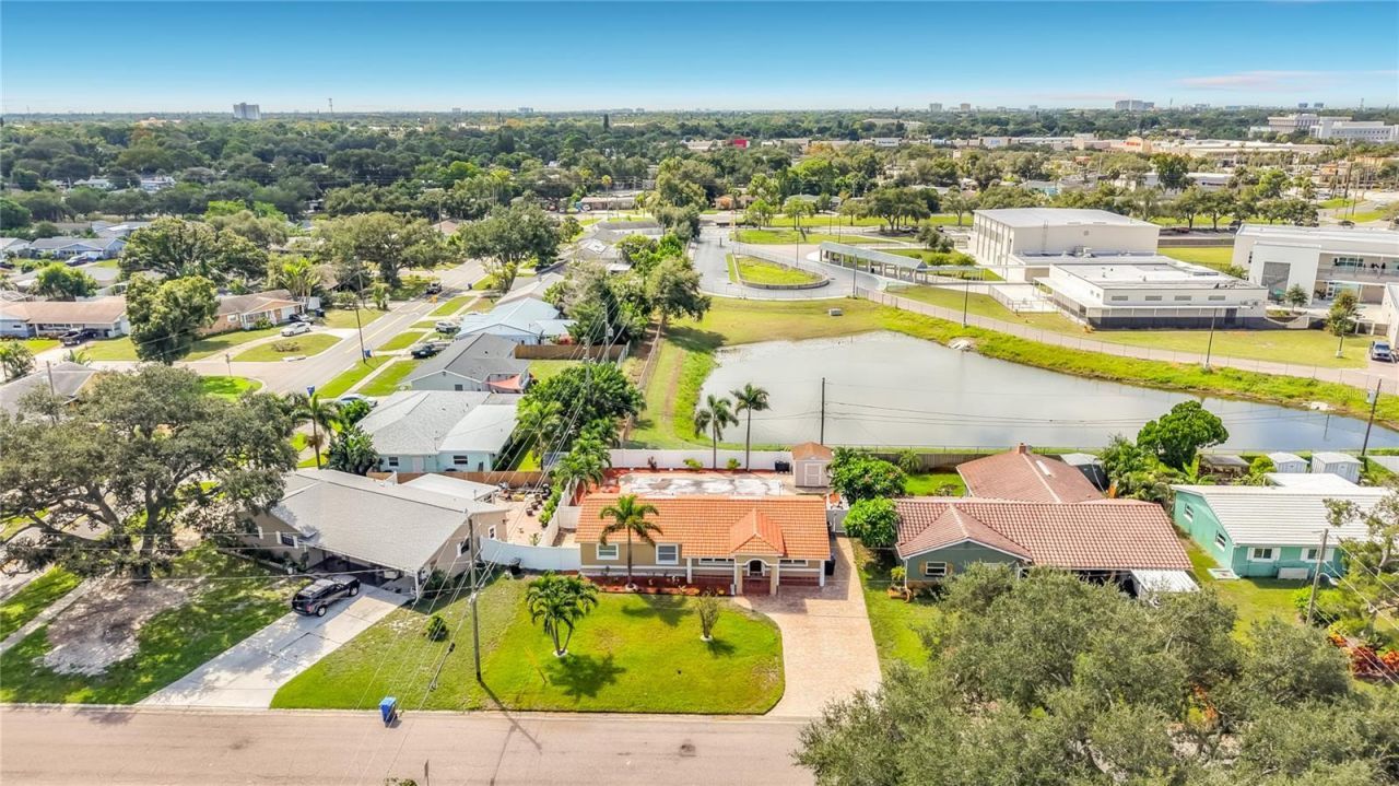 6414 24th Avenue N, Saint Petersburg, FL 33710 Photo