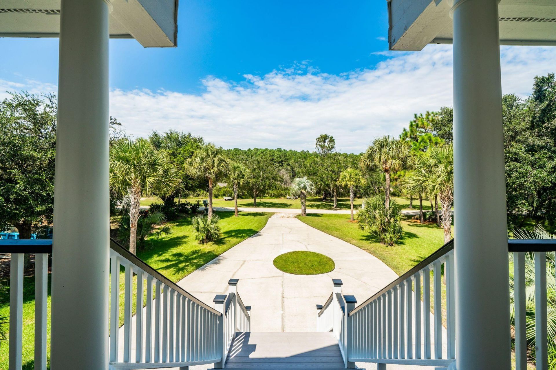 925 Shellmore Lane Photo 4