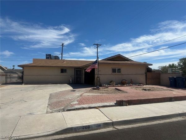 708 Fairway Drive , Las Vegas, NV 89107