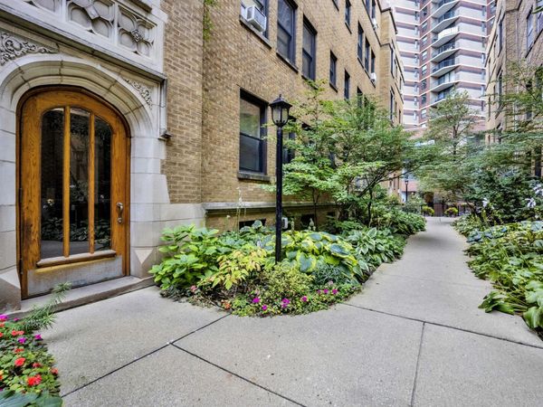 636 W Waveland Avenue , Unit 4D, Chicago, IL 60613