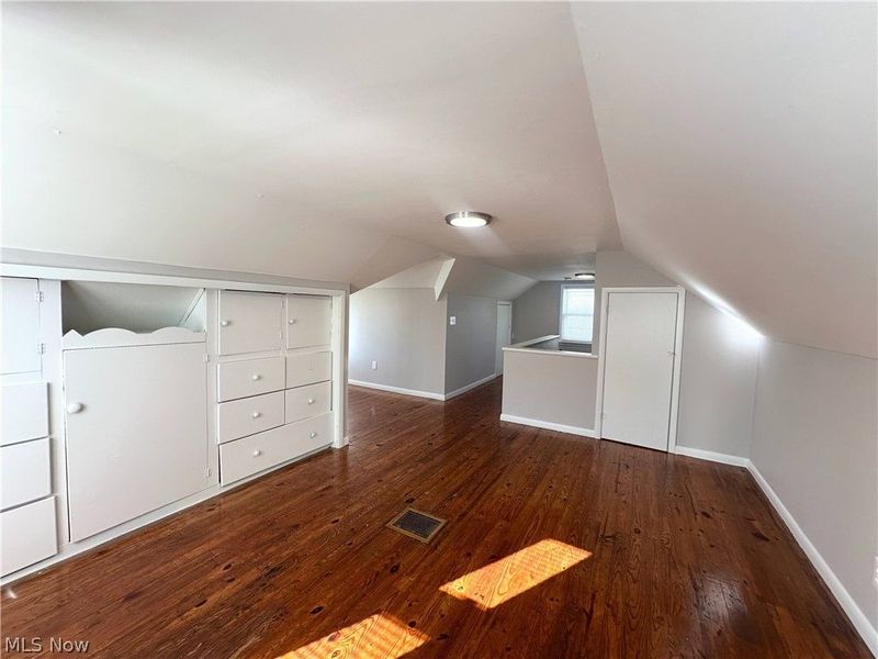 19265 Stockton Avenue, Maple Heights, OH 44137 Photo 11